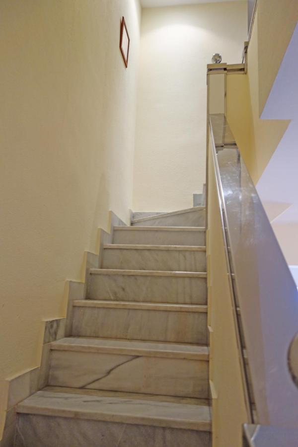 Marbella House Apartamento Duplex ภายนอก รูปภาพ